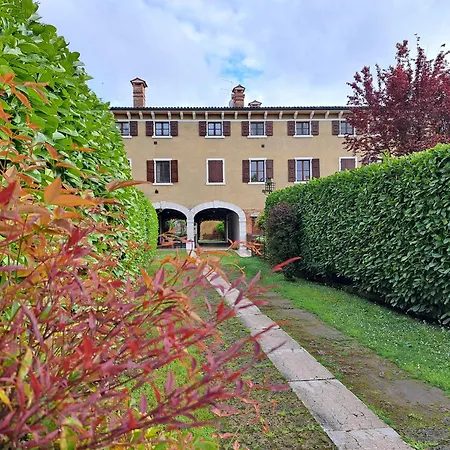 Apartment Corte Violeti Il Brolo *